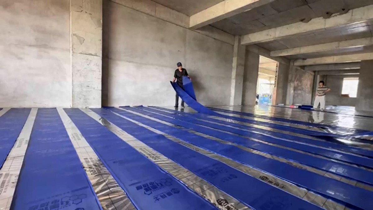 石墨烯售价地暖多少钱_石墨烯地暖售价_石墨烯地暖价格